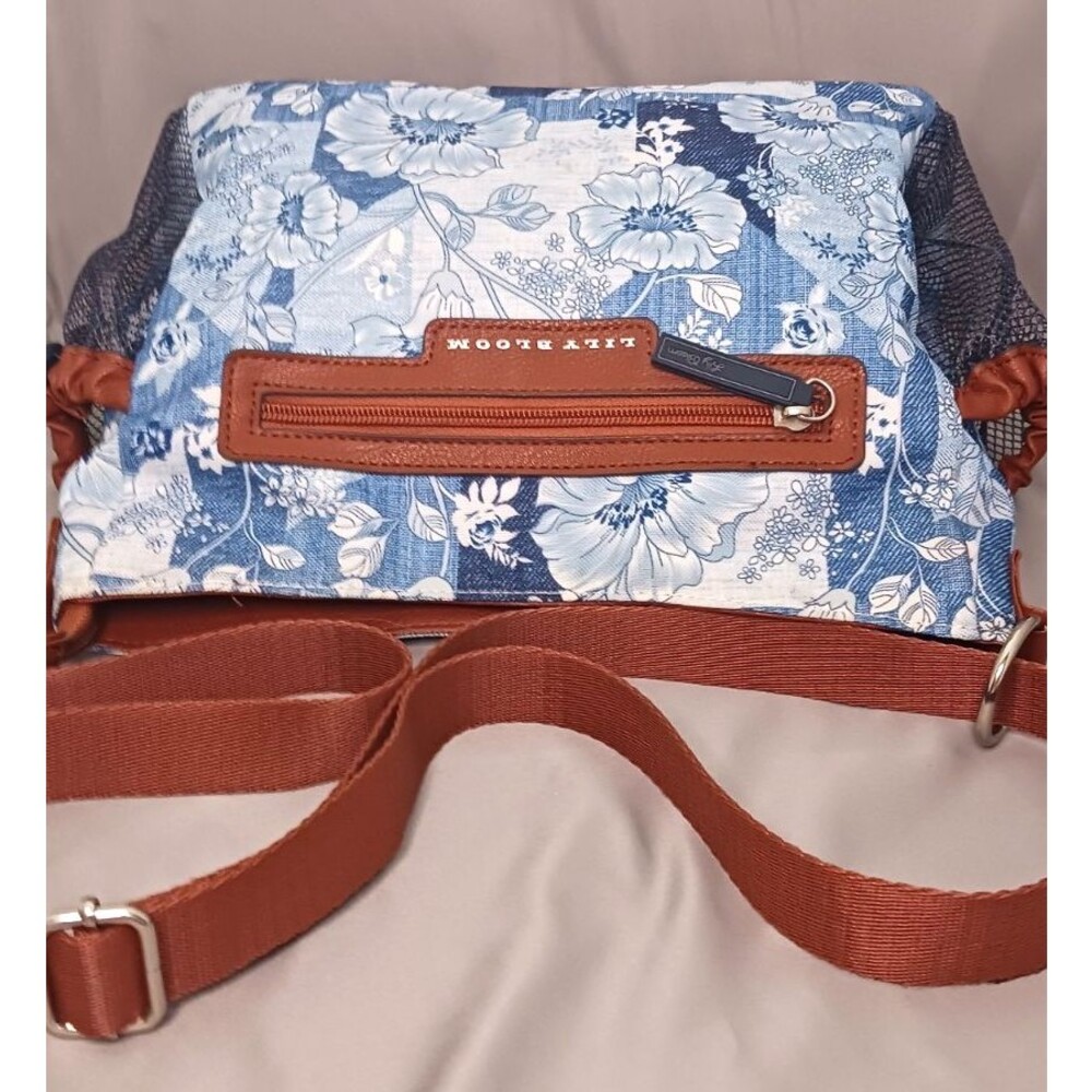 LILY BLOOM Denim Petal Patch Adjustable Shoulder Bag Purse Blue Floral Excellent - Picture 4 of 6